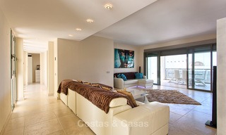 Luxe, moderne, spacieux appartement à vendre dans un complexe de golf 5 étoiles sur le New Golden Mile à Benahavis - Marbella 3678 
