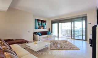 Luxe, moderne, spacieux appartement à vendre dans un complexe de golf 5 étoiles sur le New Golden Mile à Benahavis - Marbella 3679 