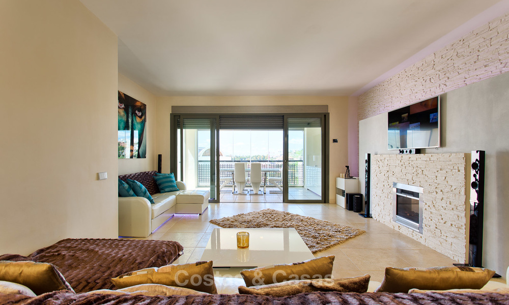 Luxe, moderne, spacieux appartement à vendre dans un complexe de golf 5 étoiles sur le New Golden Mile à Benahavis - Marbella 3685