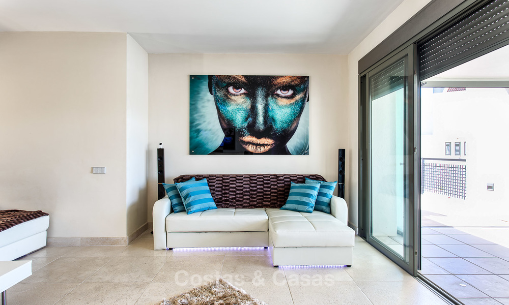 Luxe, moderne, spacieux appartement à vendre dans un complexe de golf 5 étoiles sur le New Golden Mile à Benahavis - Marbella 3686