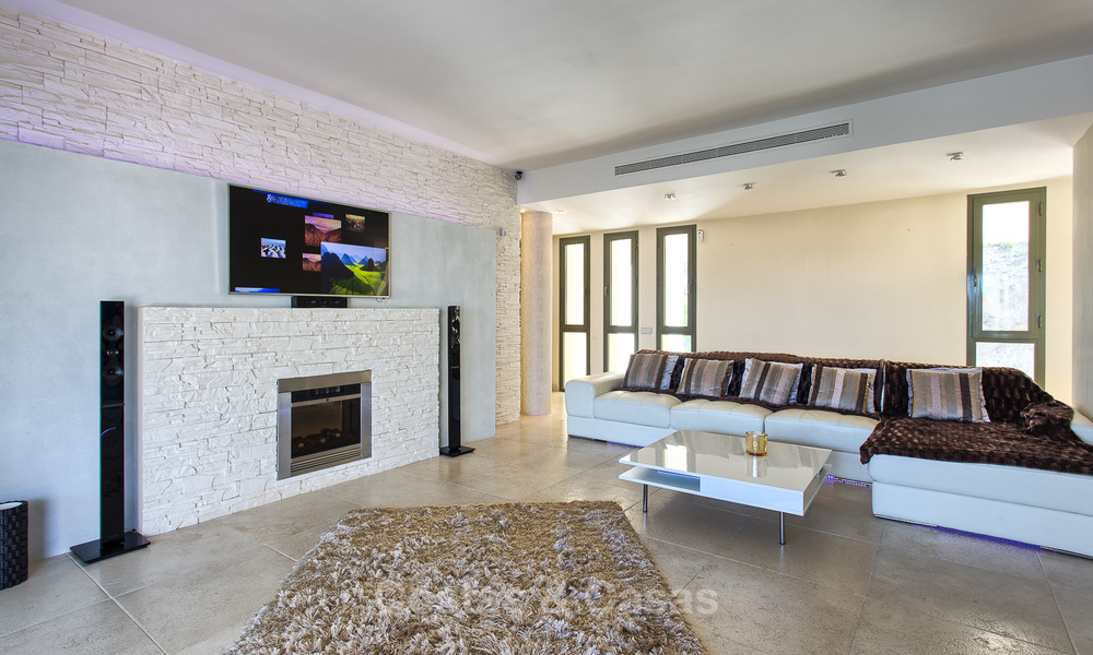 Luxe, moderne, spacieux appartement à vendre dans un complexe de golf 5 étoiles sur le New Golden Mile à Benahavis - Marbella 3688