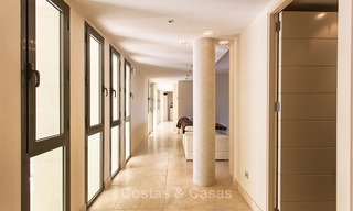 Luxe, moderne, spacieux appartement à vendre dans un complexe de golf 5 étoiles sur le New Golden Mile à Benahavis - Marbella 3691 