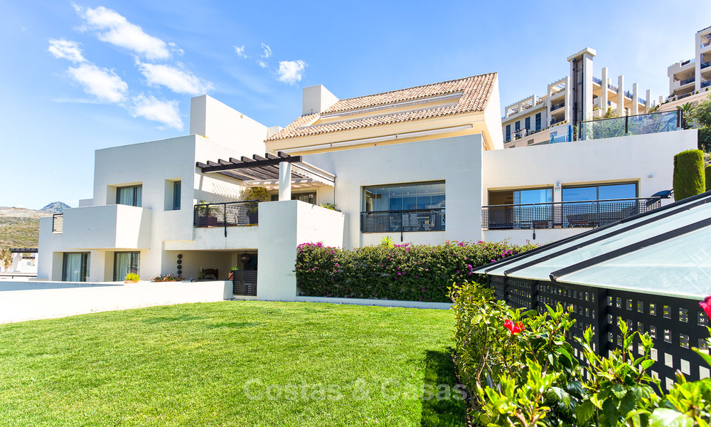 Luxe, moderne, spacieux appartement à vendre dans un complexe de golf 5 étoiles sur le New Golden Mile à Benahavis - Marbella 3693
