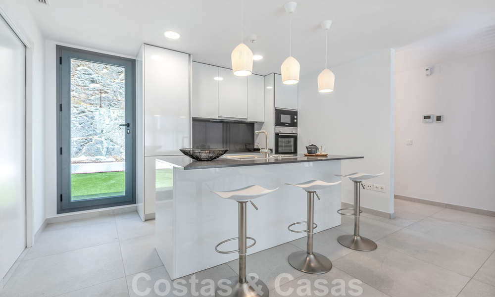 Nouveaux appartements modernes à vendre dans un quartier convoité de Benahavis - Marbella 32380