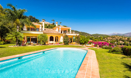 Charmante et spacieuse villa de style andalou à vendre à El Madronal, Benahavis - Marbella 3751