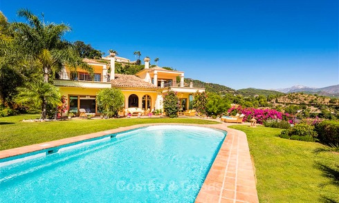 Charmante et spacieuse villa de style andalou à vendre à El Madronal, Benahavis - Marbella 3751