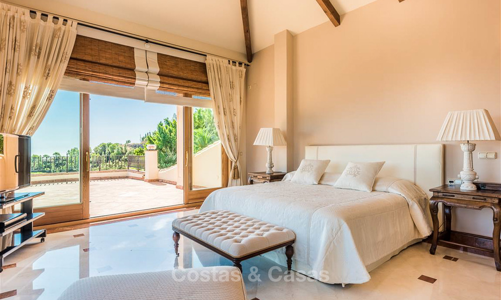 Charmante et spacieuse villa de style andalou à vendre à El Madronal, Benahavis - Marbella 3755