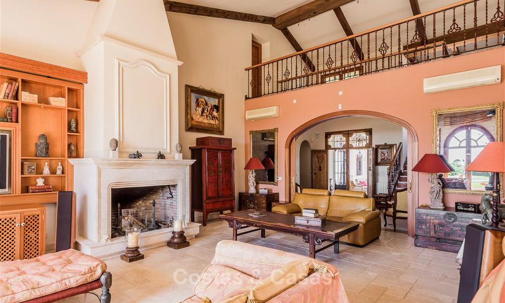 Charmante et spacieuse villa de style andalou à vendre à El Madronal, Benahavis - Marbella 3772