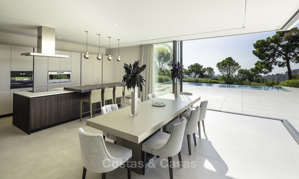Nouvelle villa de luxe moderne et élégante à vendre à El Madroñal, Benahavis - Marbella 17147