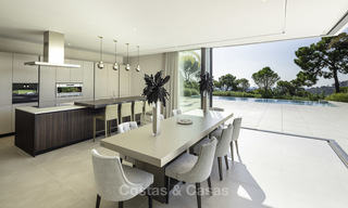 Nouvelle villa de luxe moderne et élégante à vendre à El Madroñal, Benahavis - Marbella 17147 