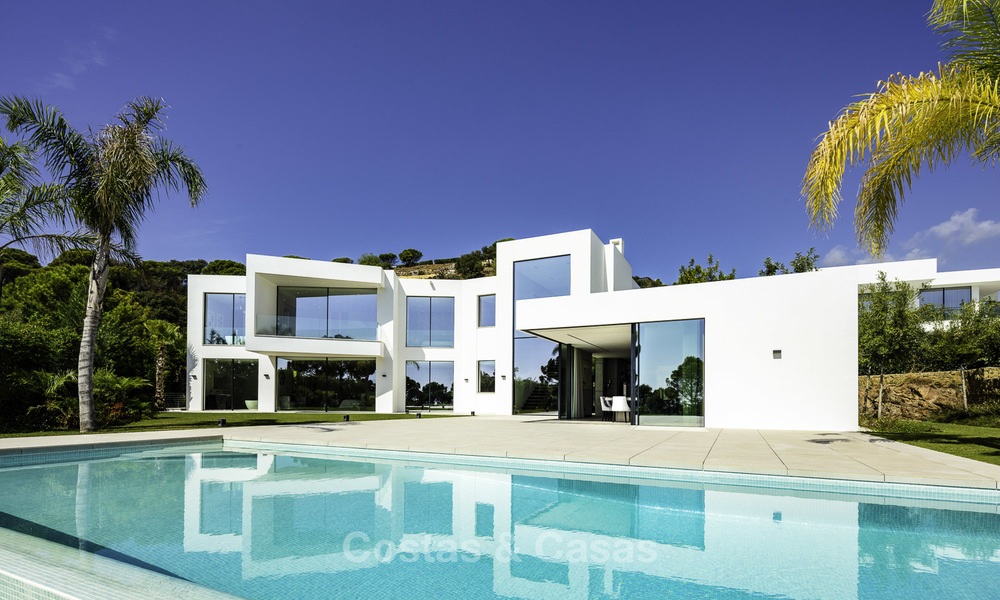 Nouvelle villa de luxe moderne et élégante à vendre à El Madroñal, Benahavis - Marbella 17161