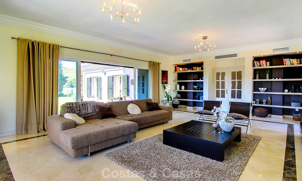 Villa de luxe, spectaculaire et moderne, de style andalou à vendre, New Golden Mile, Benahavis - Marbella 3937