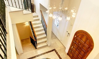 Villa de luxe, spectaculaire et moderne, de style andalou à vendre, New Golden Mile, Benahavis - Marbella 3943 