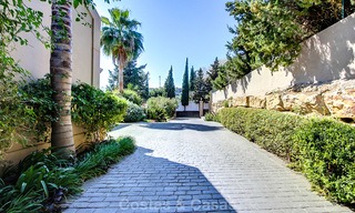 Villa de luxe, spectaculaire et moderne, de style andalou à vendre, New Golden Mile, Benahavis - Marbella 3956 