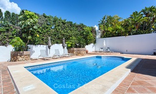 Villa de luxe prêt de la plage, récemment rénovée, à vendre à Los Monteros, à l’Est de Marbella 4035 