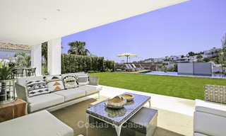 Villa de luxe à vendre, style contemporaine moderne, flambant neuf, prêt à emménager, vue mer à Benahavis, Marbella 36592 