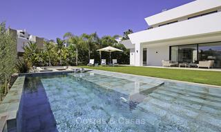 Villa de luxe à vendre, style contemporaine moderne, flambant neuf, prêt à emménager, vue mer à Benahavis, Marbella 36625 