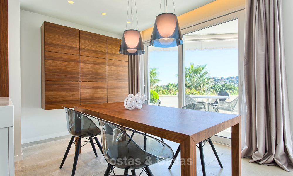 Penthouse spacieux et luxueux à vendre directement sur le golf à Nueva Andalucia - Marbella 4005