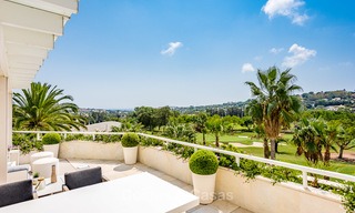 Penthouse spacieux et luxueux à vendre directement sur le golf à Nueva Andalucia - Marbella 4019 