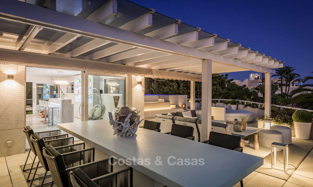 Penthouse spacieux et luxueux à vendre directement sur le golf à Nueva Andalucia - Marbella 4031
