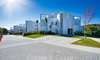 Nouveaux appartements exclusifs à vendre dans un complexe de golf haut de gamme à Benahavis - Marbella. Prête! - Dernier - Penthouse! 33235 