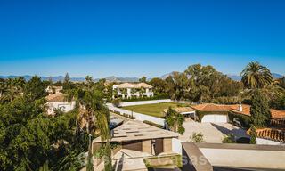Villa contemporain, face à la mer à vendre, Estepona Est - Marbella. Prêt à emménager! 30733 