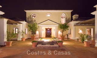 Villa exclusive à vendre, avec vue sur mer à un complexe exclusif dans la région de Marbella - Benahavis 22364 