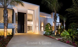 Villa spacieuse de luxe et moderne à vendre près de la plage et du golf à Marbella – Estepona 4279 
