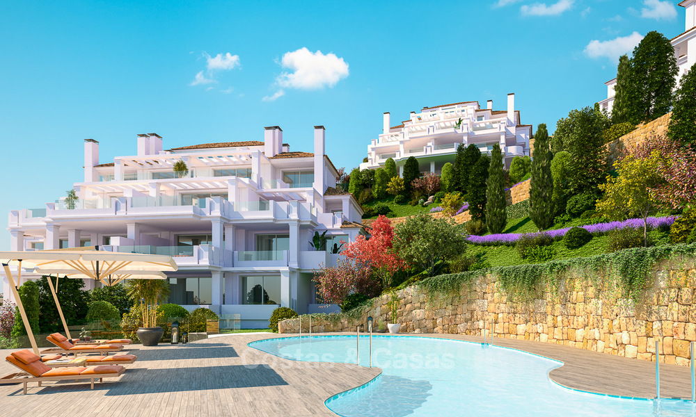 Beaux appartements de luxe à vendre dans un complexe exclusif à Nueva Andalucia - Marbella avec vue sur le golf et la mer 4318
