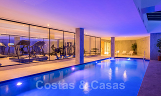 Beaux appartements de luxe à vendre dans un complexe exclusif à Nueva Andalucia - Marbella avec vue sur le golf et la mer 31955 