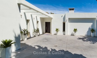 Villa moderne à vendre près de la plage et golf à Marbella - Estepona 4281 