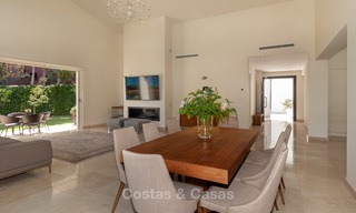 Villa moderne à vendre près de la plage et golf à Marbella - Estepona 4286 