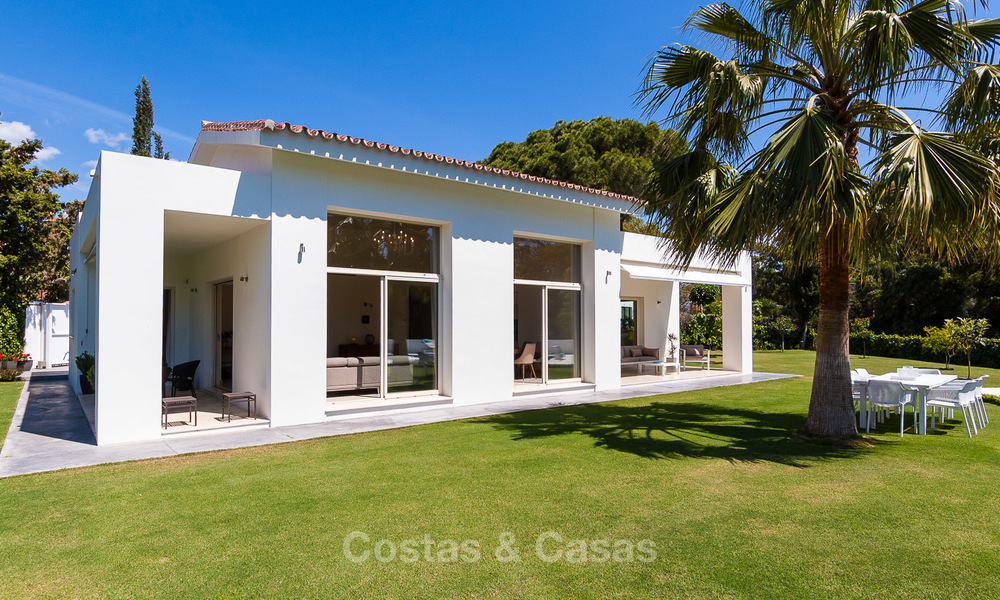 Villa moderne à vendre près de la plage et golf à Marbella - Estepona 4307