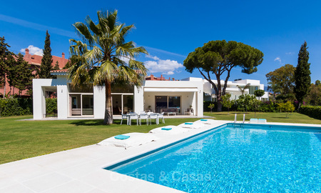 Villa moderne à vendre près de la plage et golf à Marbella - Estepona 4309