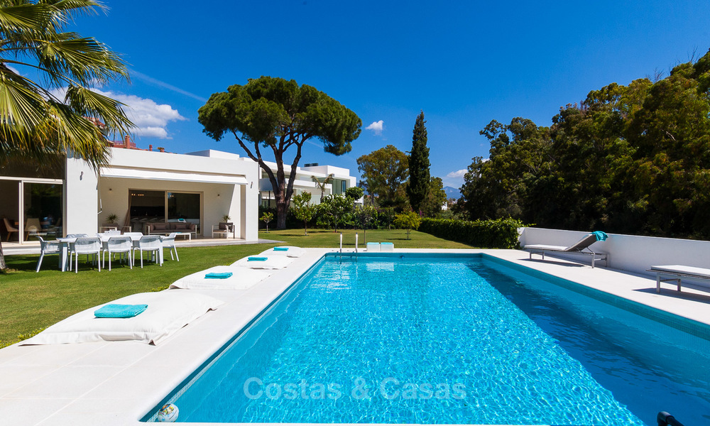 Villa moderne à vendre près de la plage et golf à Marbella - Estepona 4310