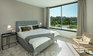 Nouvelles villas modernes de luxe à vendre sur un terrain de golf du New Golden Mile, Marbella - Estepona 32928 