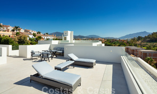 Nouvelles villas modernes de luxe à vendre sur un terrain de golf du New Golden Mile, Marbella - Estepona 32935 