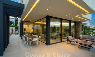 Nouvelles villas modernes de luxe à vendre sur un terrain de golf du New Golden Mile, Marbella - Estepona 32955 