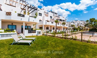 Bonne affaire ! Appartements et maisons à vendre dans un complexe de golf de style méditerranéen, entre Marbella et Estepona 4483 