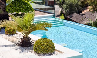 Villa moderne, très exclusive et majestueuse avec de superbes vues sur mer à vendre, Golden Mile, Marbella 4521 
