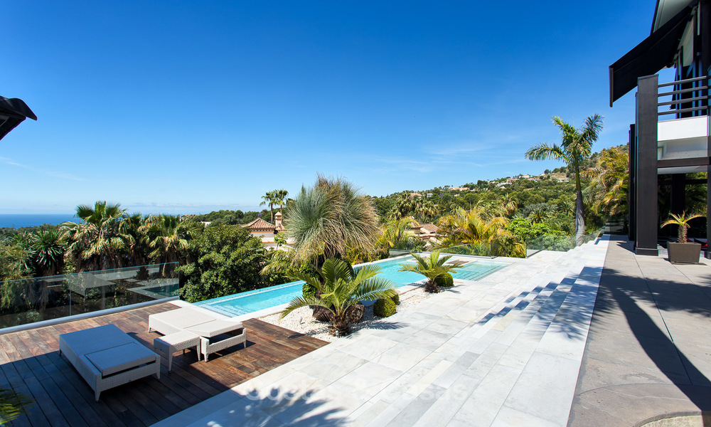 Villa moderne, très exclusive et majestueuse avec de superbes vues sur mer à vendre, Golden Mile, Marbella 4526