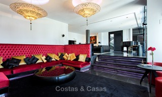 Villa moderne, très exclusive et majestueuse avec de superbes vues sur mer à vendre, Golden Mile, Marbella 4534 