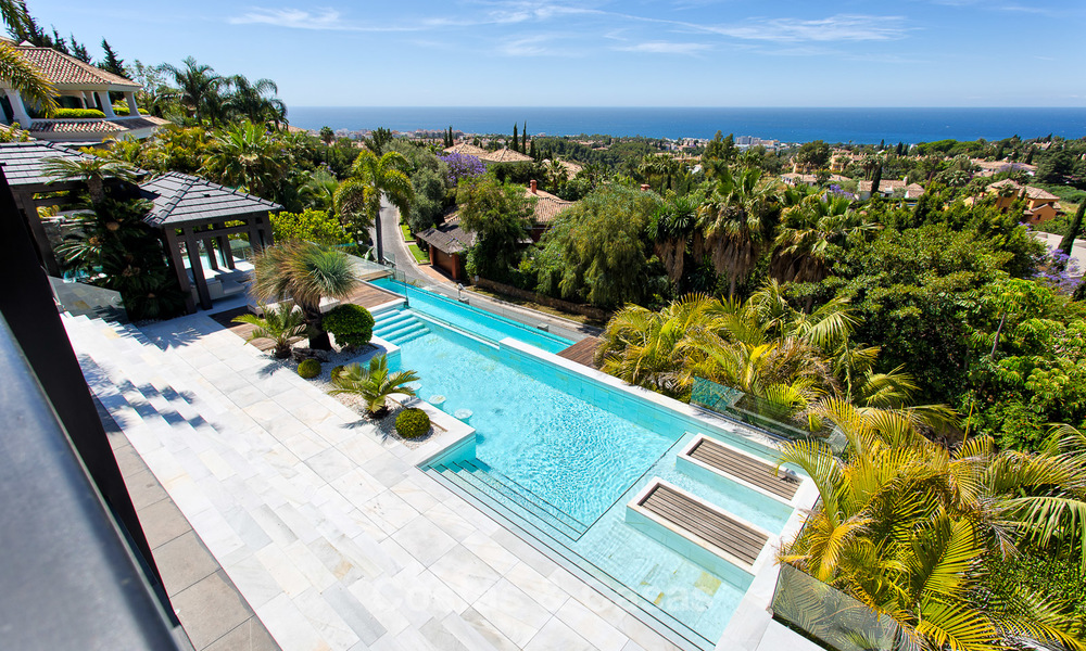 Villa moderne, très exclusive et majestueuse avec de superbes vues sur mer à vendre, Golden Mile, Marbella 4536