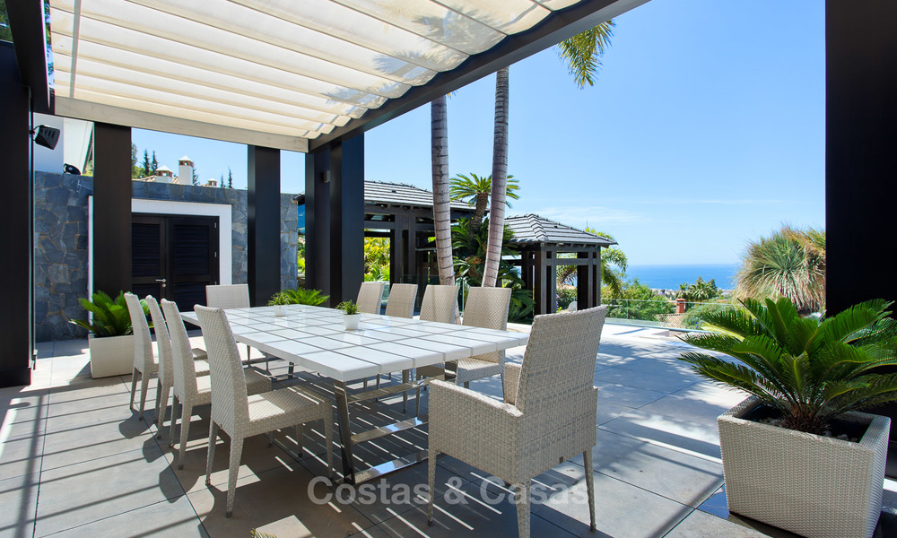 Villa moderne, très exclusive et majestueuse avec de superbes vues sur mer à vendre, Golden Mile, Marbella 4555