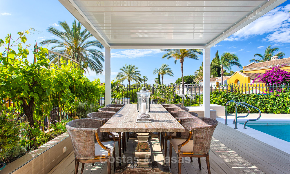 Villa de luxe haut de gamme de style classique avec vue mer à vendre sur le Golden Mile, Marbella 4584