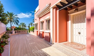 Villa de luxe haut de gamme de style classique avec vue mer à vendre sur le Golden Mile, Marbella 4585 