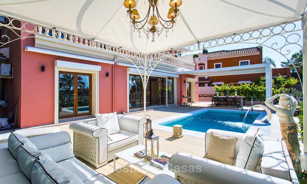 Villa de luxe haut de gamme de style classique avec vue mer à vendre sur le Golden Mile, Marbella 4588