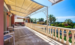 Villa de luxe haut de gamme de style classique avec vue mer à vendre sur le Golden Mile, Marbella 4609 