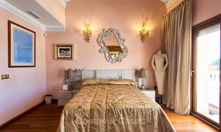 Villa de luxe haut de gamme de style classique avec vue mer à vendre sur le Golden Mile, Marbella 4612 