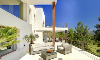 Villa de luxe spectaculaire et moderne à vendre, directement sur un golf, avec vue panoramique sur mer, Benahavis - Marbella 4757 